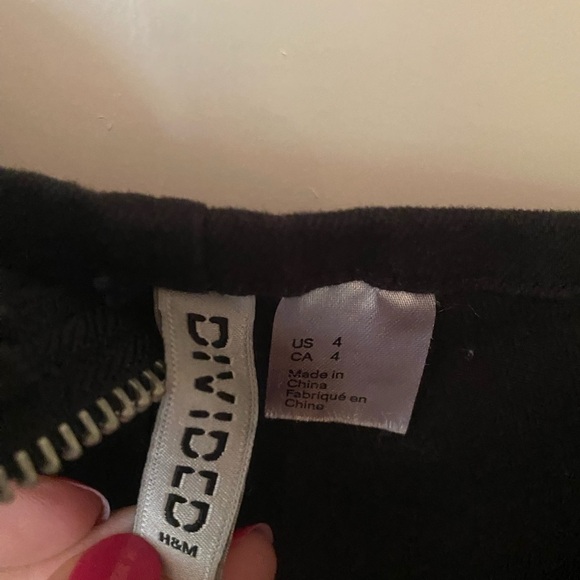 Black Utility Zip-Up Sleeveless Dress - Picture 3 of 8